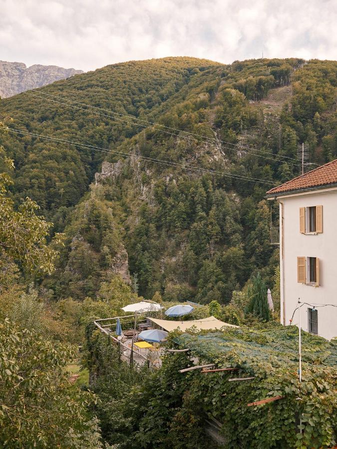 Osteria Gruetli Con Alloggio Borgnone Zewnętrze zdjęcie